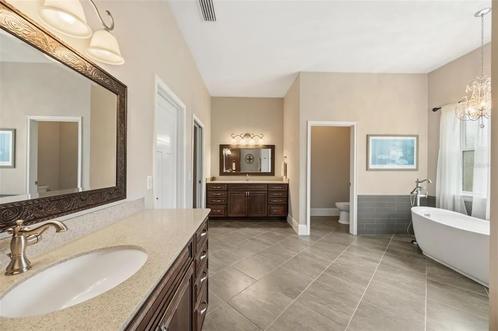 16825 NW 2nd Road Newberry FL 32669