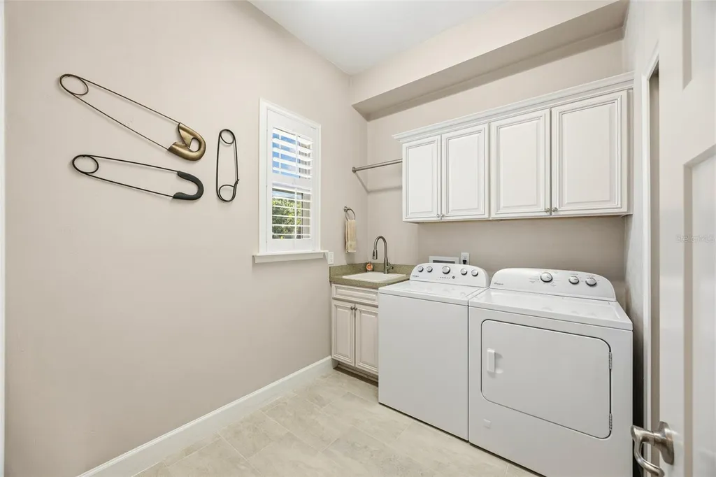 16825 NW 2nd Road Newberry FL 32669