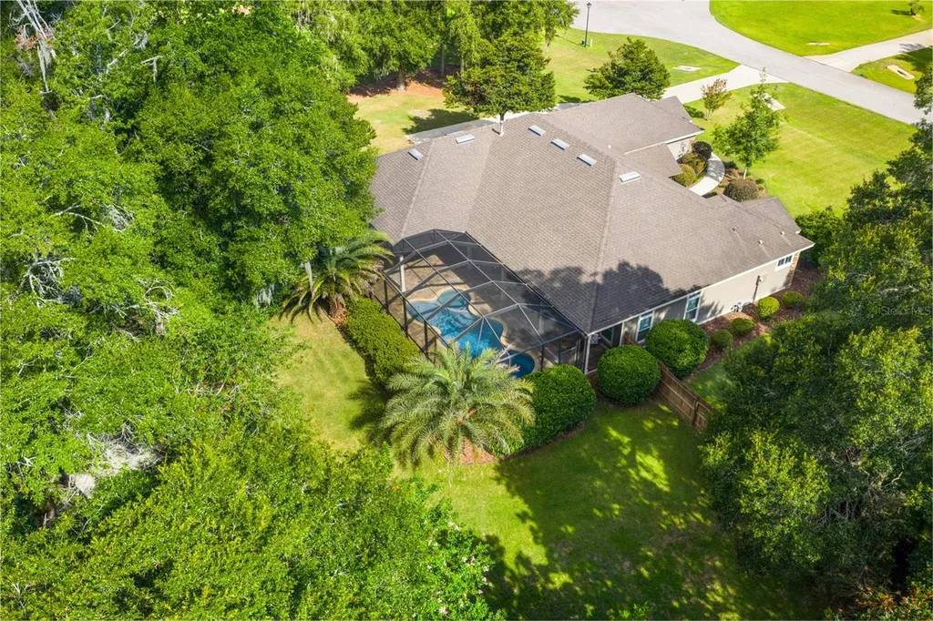 16825 NW 2nd Road Newberry FL 32669