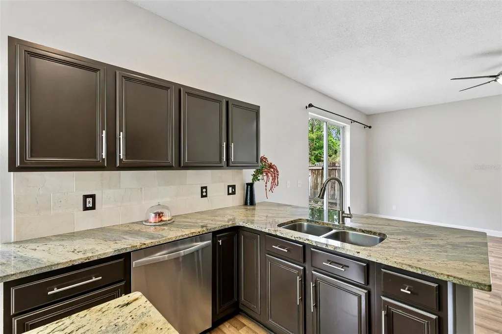 832 Magnolia Creek Circle Orlando FL 32828