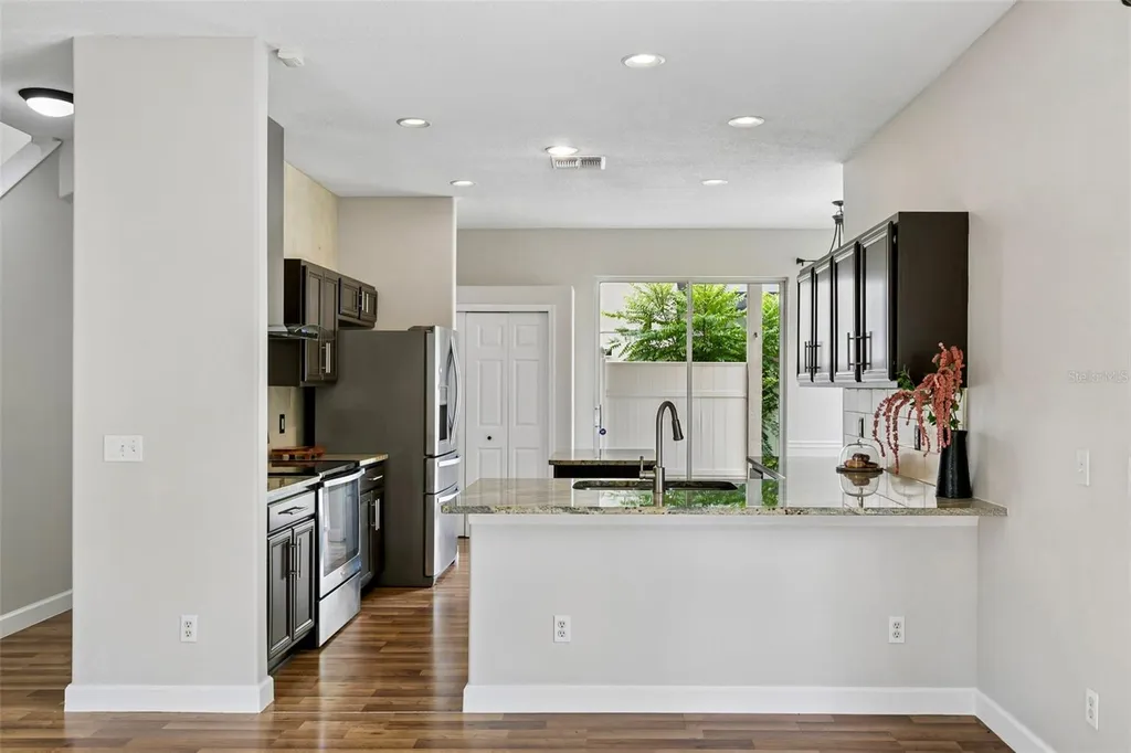 832 Magnolia Creek Circle Orlando FL 32828
