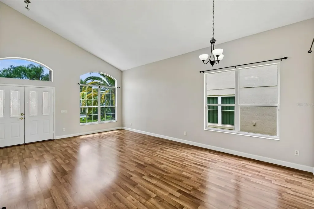 832 Magnolia Creek Circle Orlando FL 32828