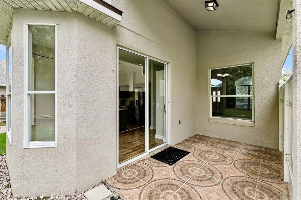 832 Magnolia Creek Circle Orlando FL 32828