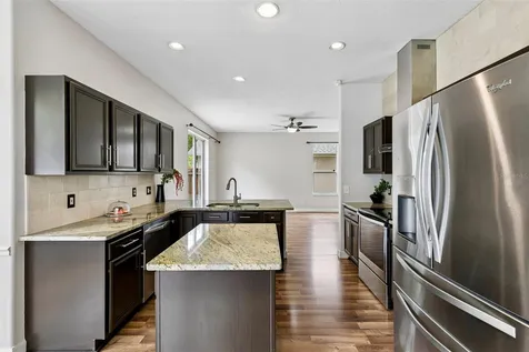 832 Magnolia Creek Circle Orlando FL 32828