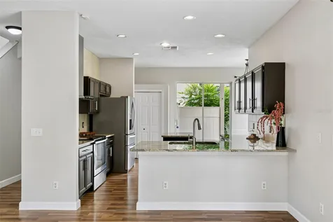 832 Magnolia Creek Circle Orlando FL 32828