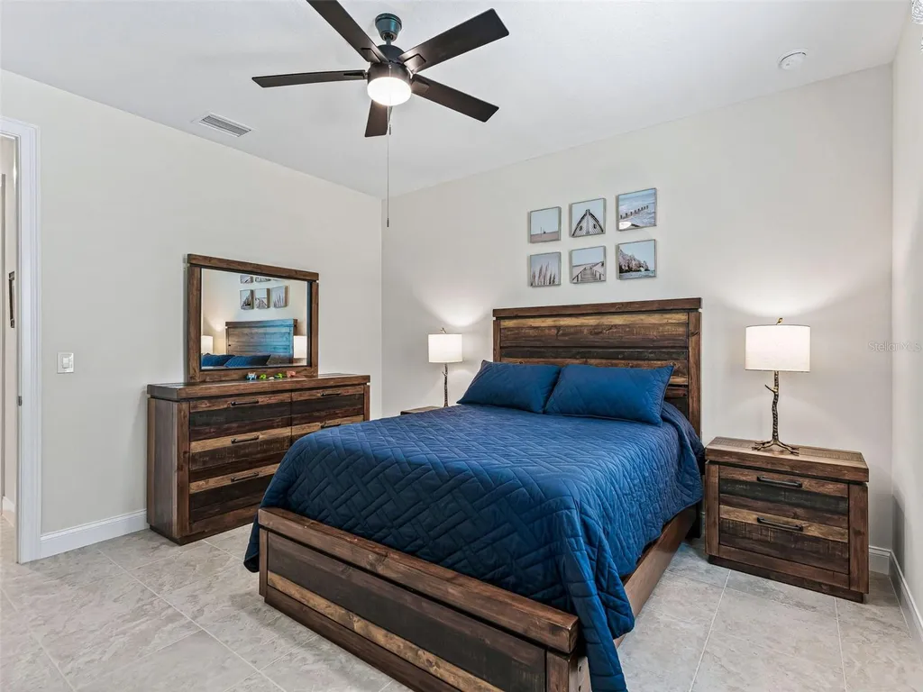 3828 Oak Pointe Drive Lady Lake FL 32159