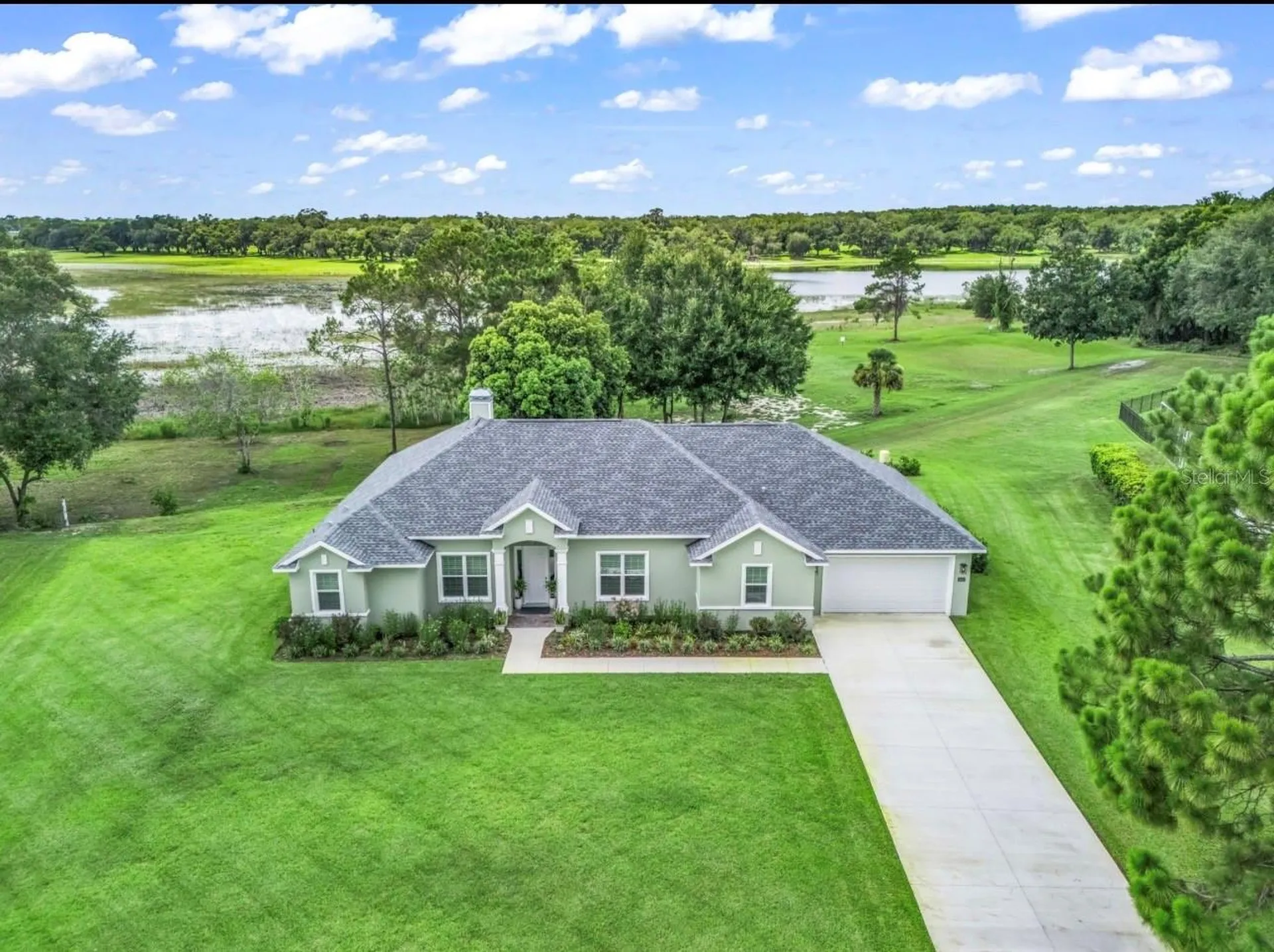3828 Oak Pointe Drive Lady Lake FL 32159