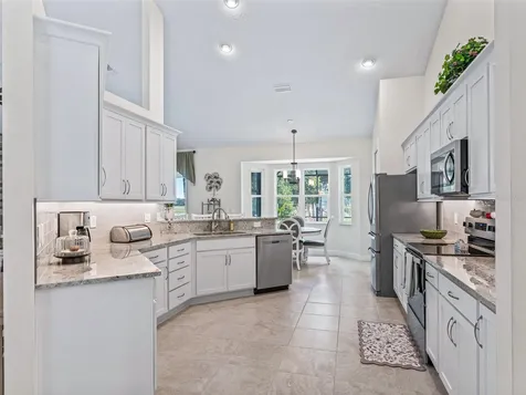3828 Oak Pointe Drive Lady Lake FL 32159