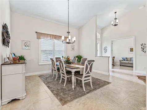 3828 Oak Pointe Drive Lady Lake FL 32159