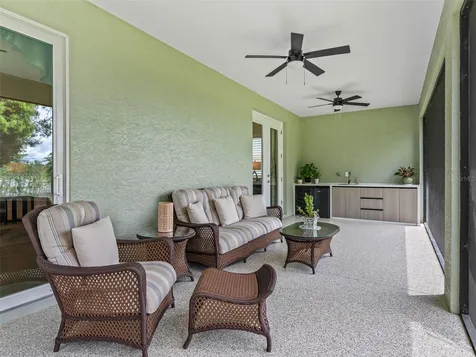 3828 Oak Pointe Drive Lady Lake FL 32159
