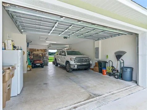 3828 Oak Pointe Drive Lady Lake FL 32159