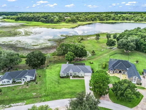 3828 Oak Pointe Drive Lady Lake FL 32159