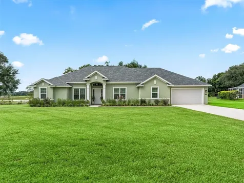 3828 Oak Pointe Drive Lady Lake FL 32159