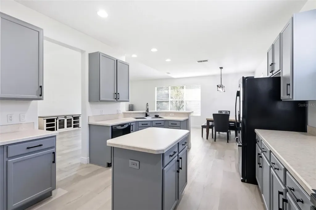 609 Rhodes Drive Deland FL 32720