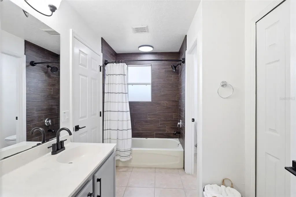 609 Rhodes Drive Deland FL 32720