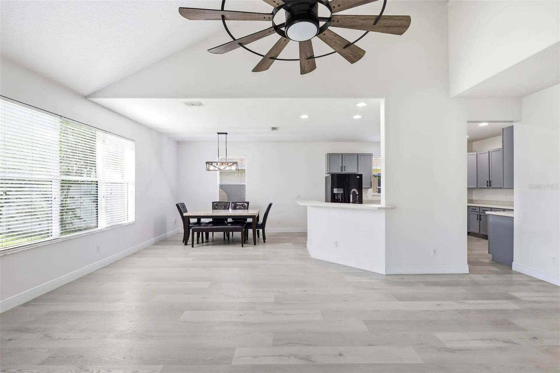 609 Rhodes Drive Deland FL 32720