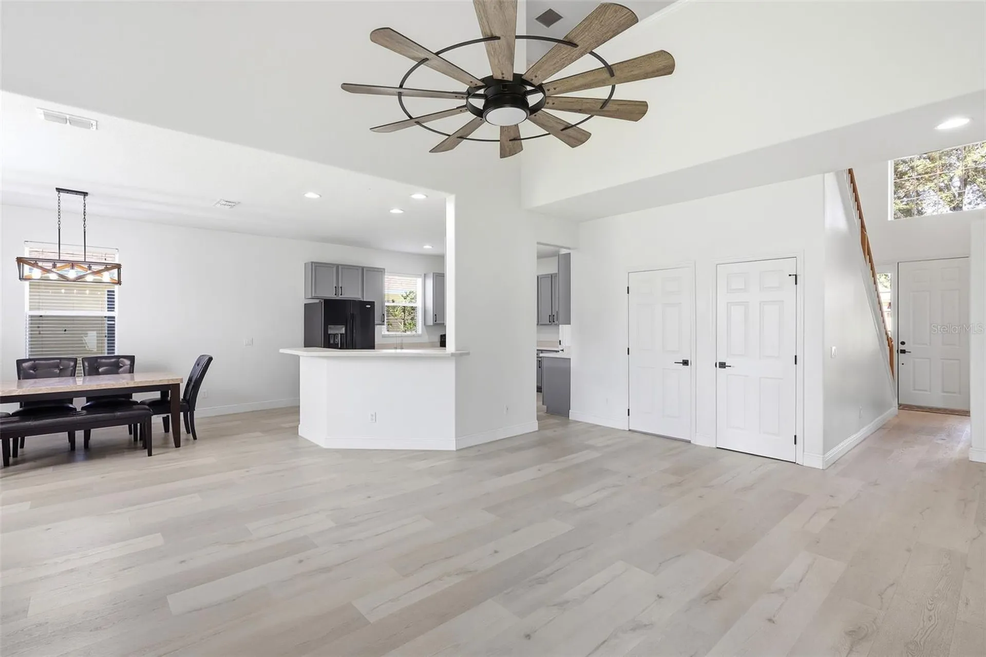 609 Rhodes Drive Deland FL 32720