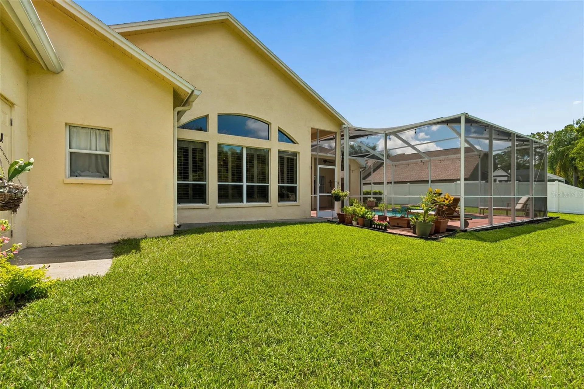 10111 Kingshyre Way Tampa FL 33647