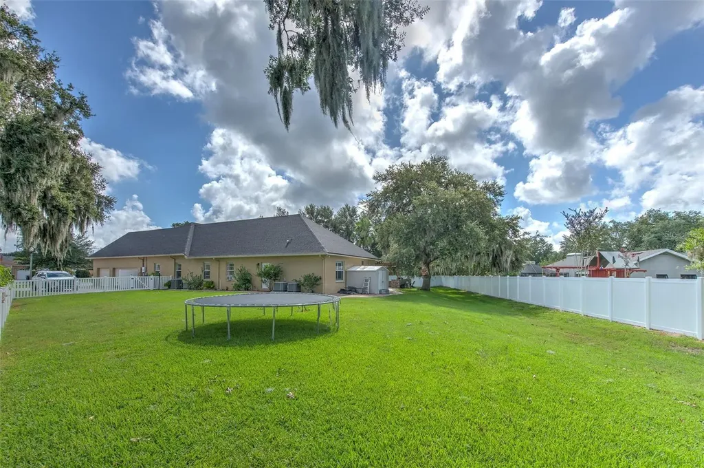 2121 Southern Oaks Lane Lakeland FL 33813