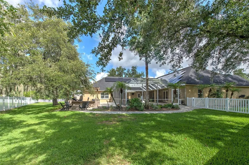 2121 Southern Oaks Lane Lakeland FL 33813