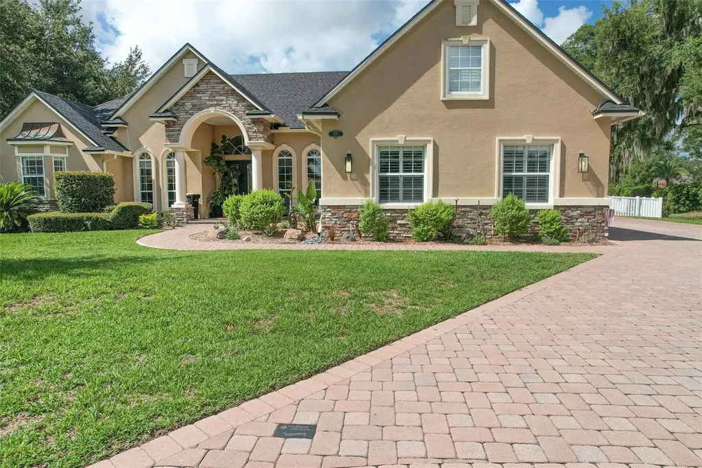 2121 Southern Oaks Lane Lakeland FL 33813