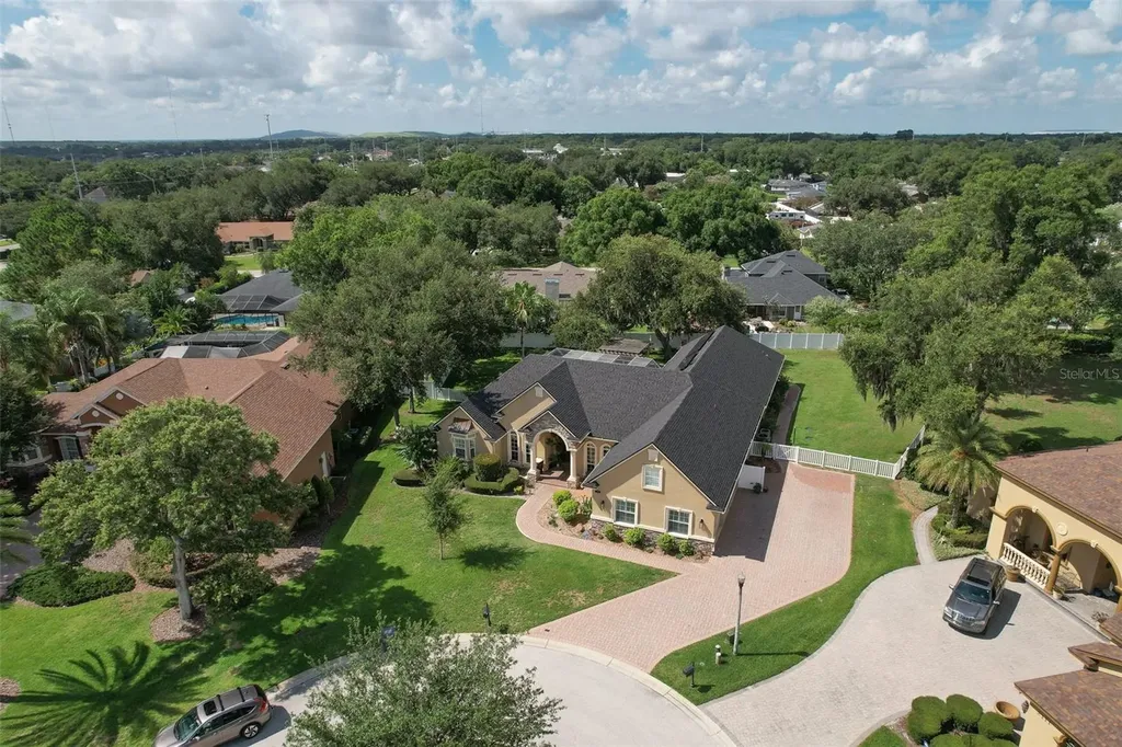 2121 Southern Oaks Lane Lakeland FL 33813