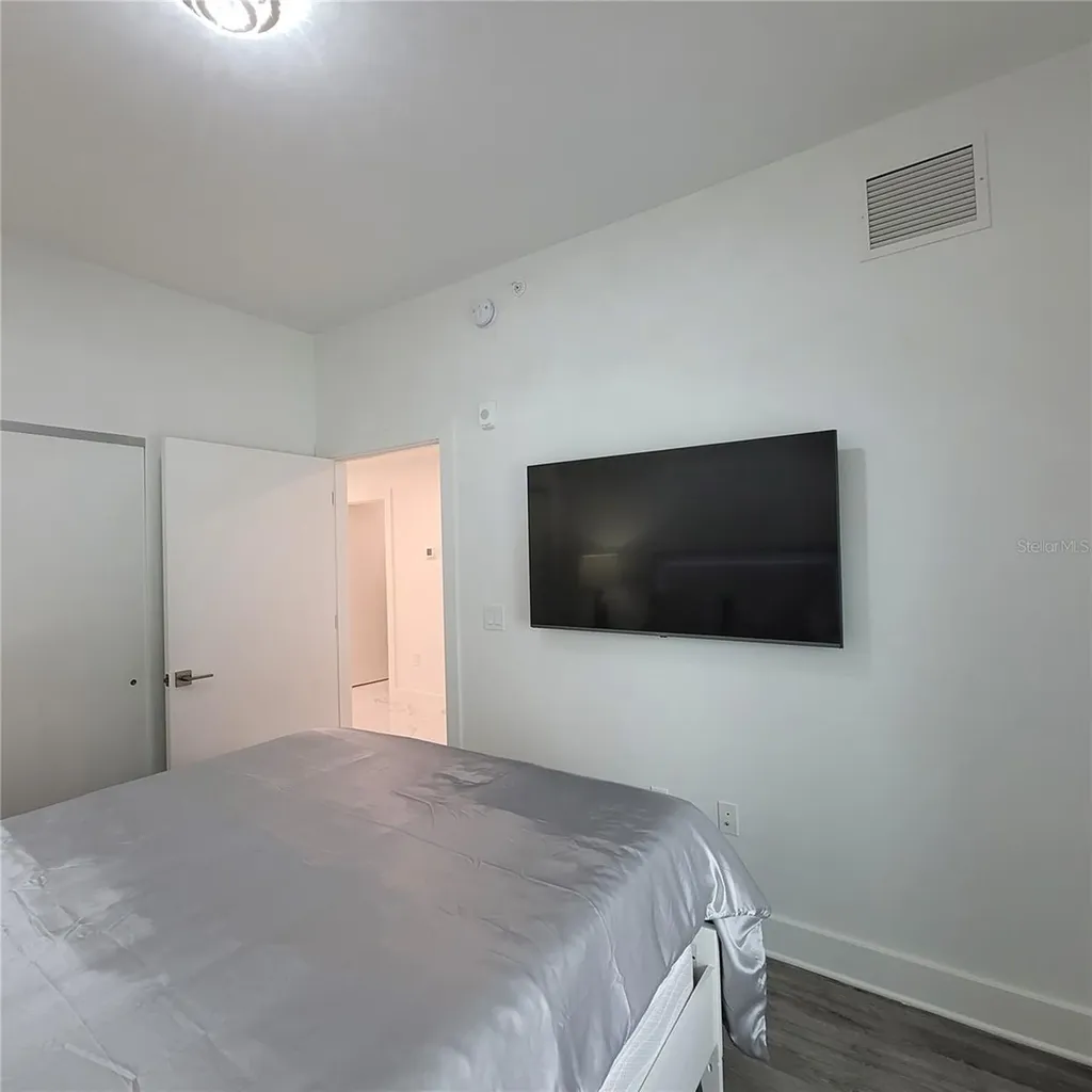 415 Island Way Clearwater Beach FL 33767