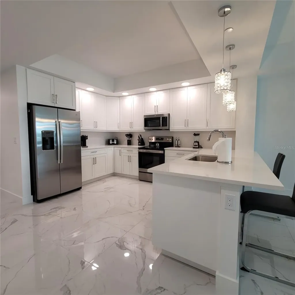 415 Island Way Clearwater Beach FL 33767