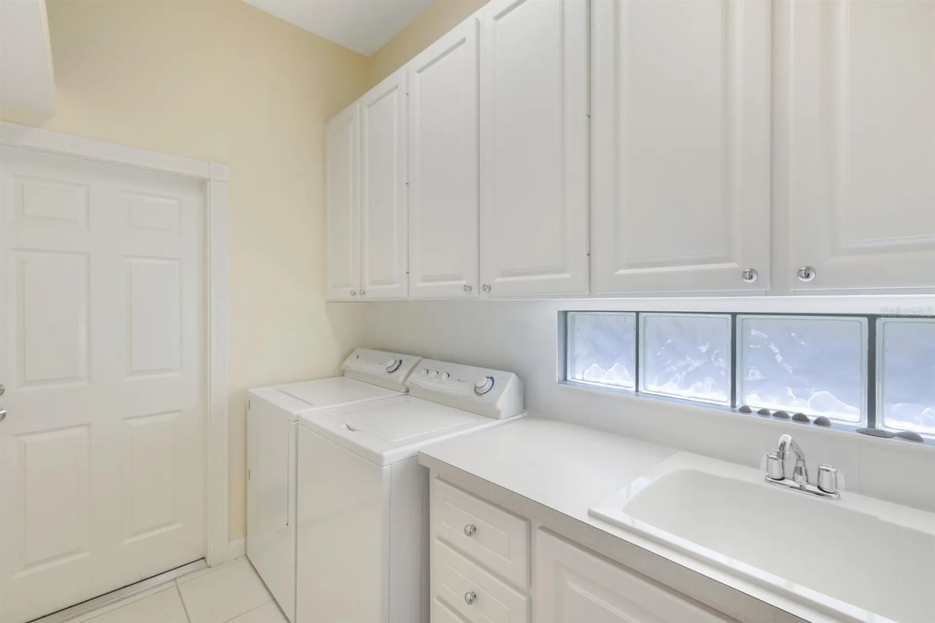 5848 Ferrara Drive Sarasota FL 34238