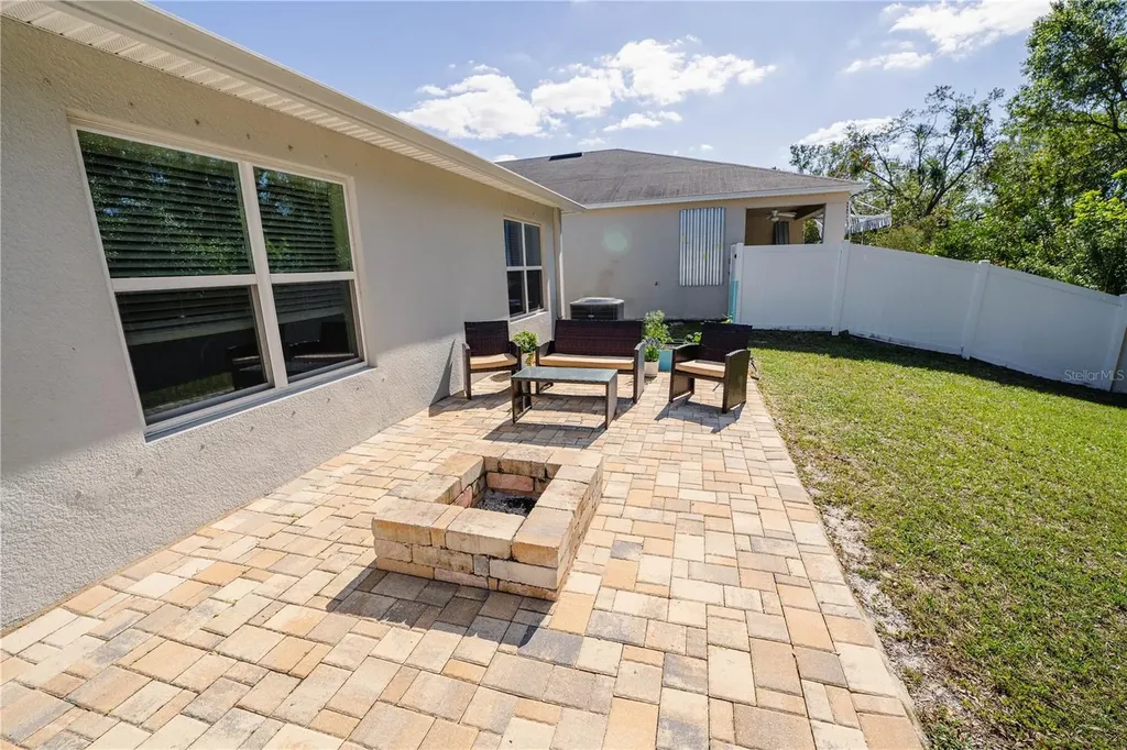 10561 Laguna Plains Drive Riverview FL 33578