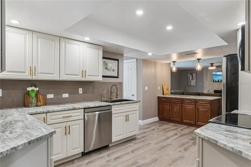 537 Pelican Bay Drive Daytona Beach FL 32119