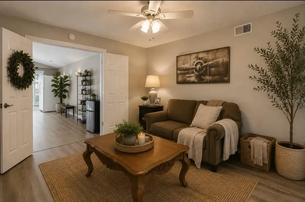 537 Pelican Bay Drive Daytona Beach FL 32119