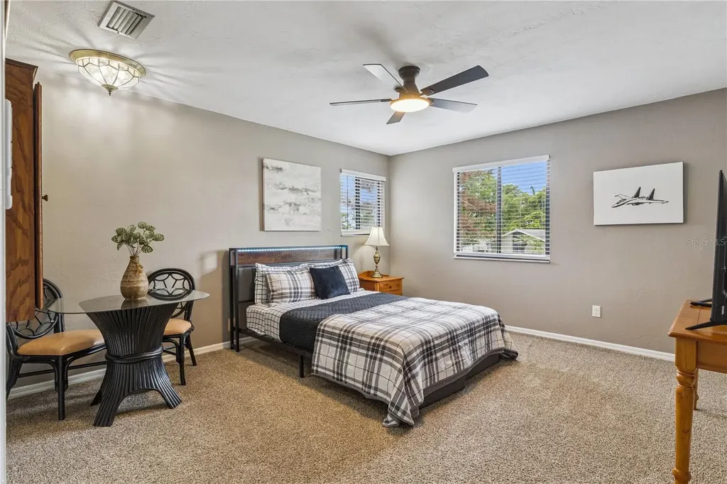 537 Pelican Bay Drive Daytona Beach FL 32119