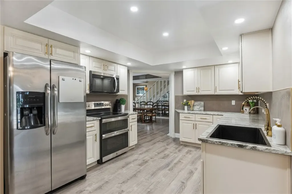 537 Pelican Bay Drive Daytona Beach FL 32119