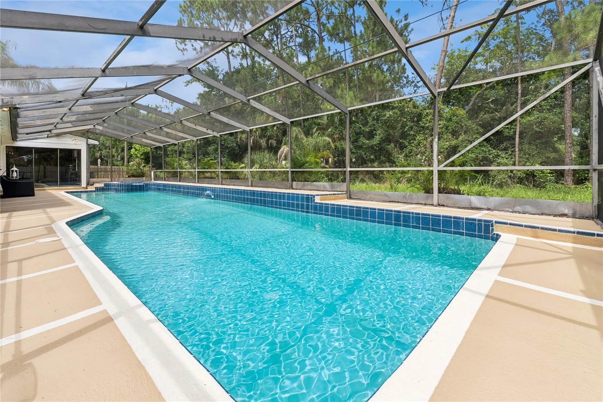 537 Pelican Bay Drive Daytona Beach FL 32119