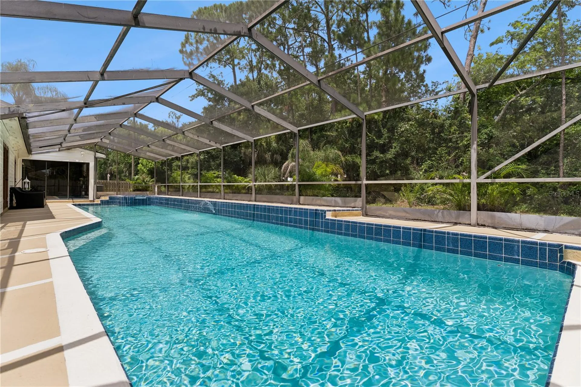 537 Pelican Bay Drive Daytona Beach FL 32119