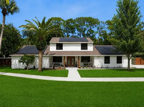 537 Pelican Bay Drive Daytona Beach FL 32119