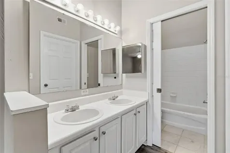 10000 SW 52nd Avenue Gainesville FL 32608