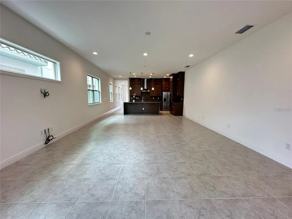 13112 Weaver Avenue Orlando FL 32832