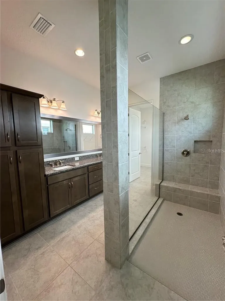 13112 Weaver Avenue Orlando FL 32832