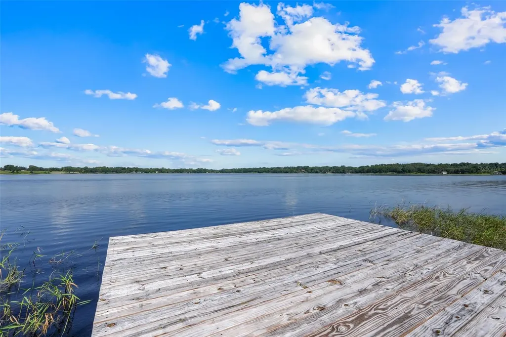 18233 Rose Street Groveland FL 34736