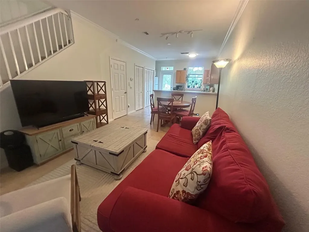 621 SW 10th Street Gainesville FL 32601