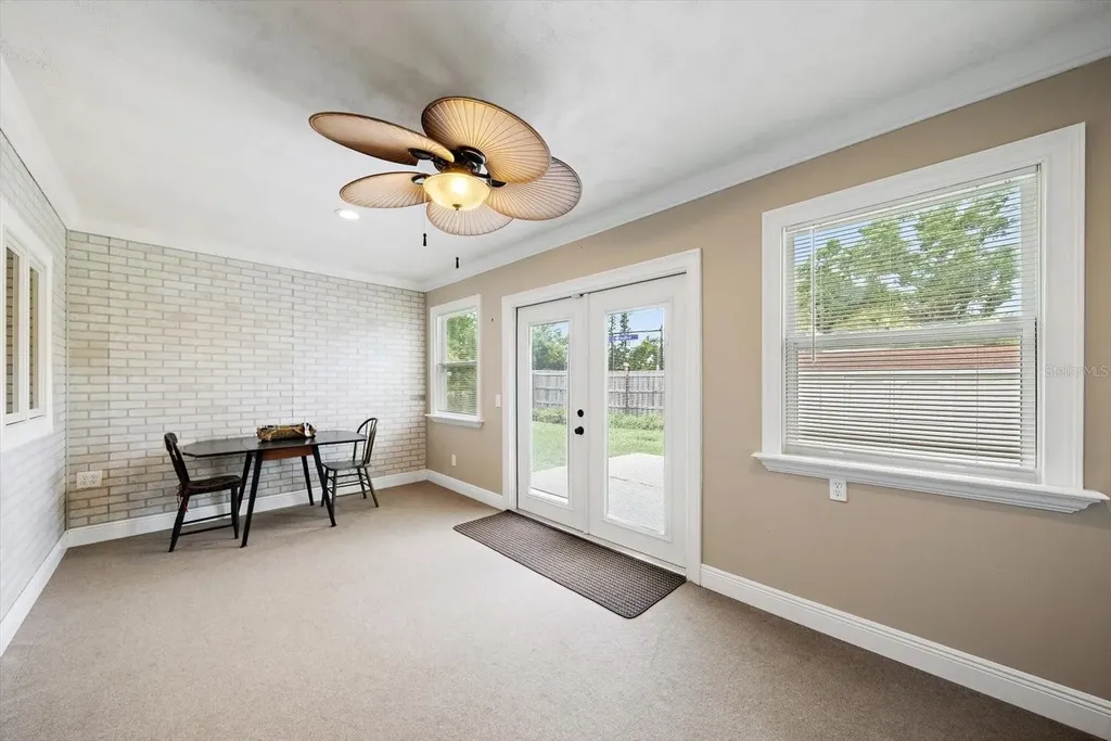 4378 Meadowland Circle Sarasota FL 34233