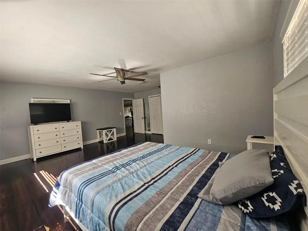 1417 27th Street W Bradenton FL 34205