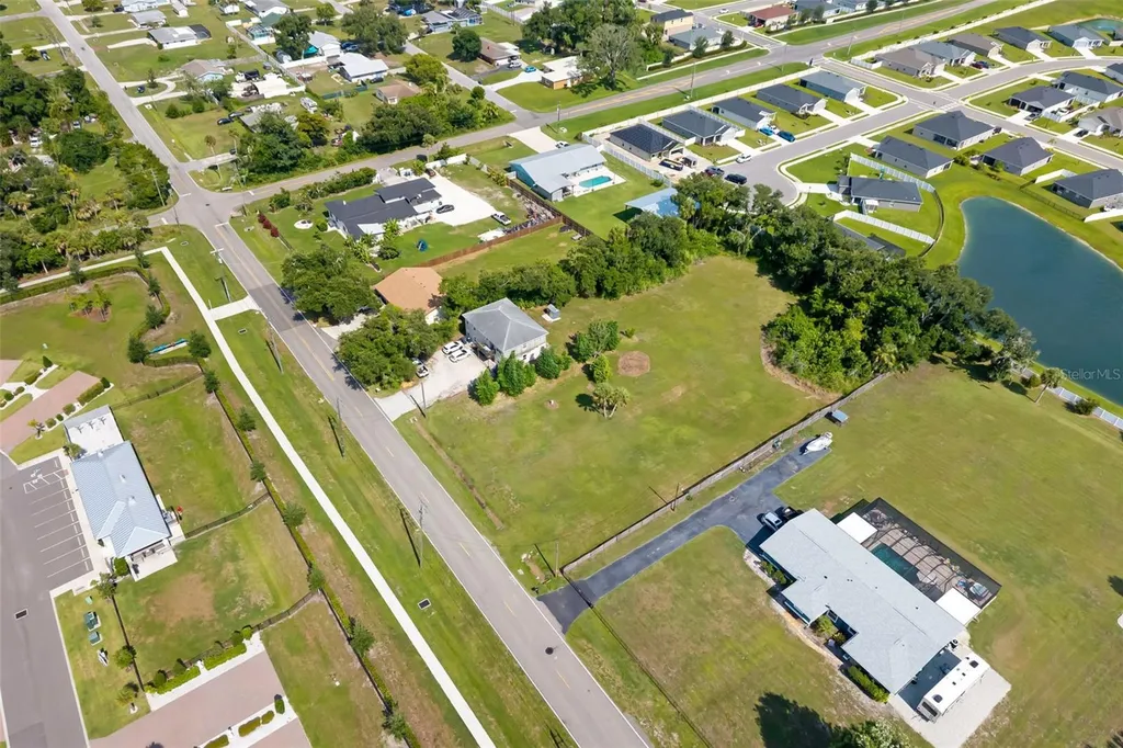 2612 61st Street E Palmetto FL 34221