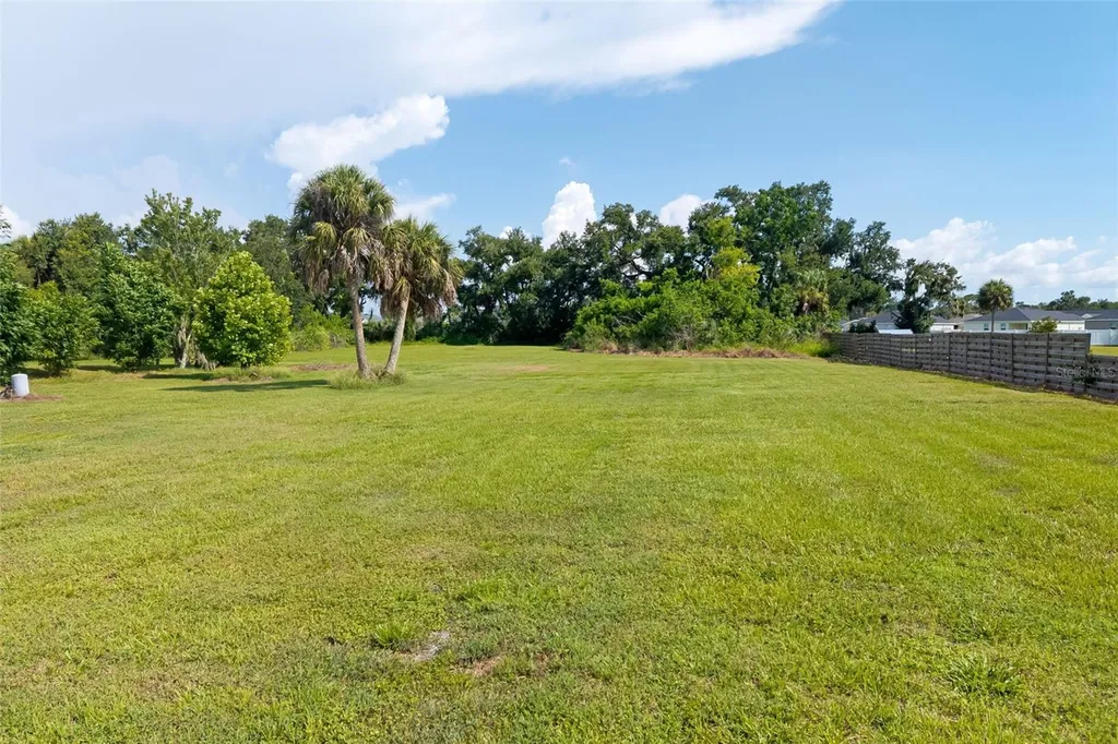 2612 61st Street E Palmetto FL 34221
