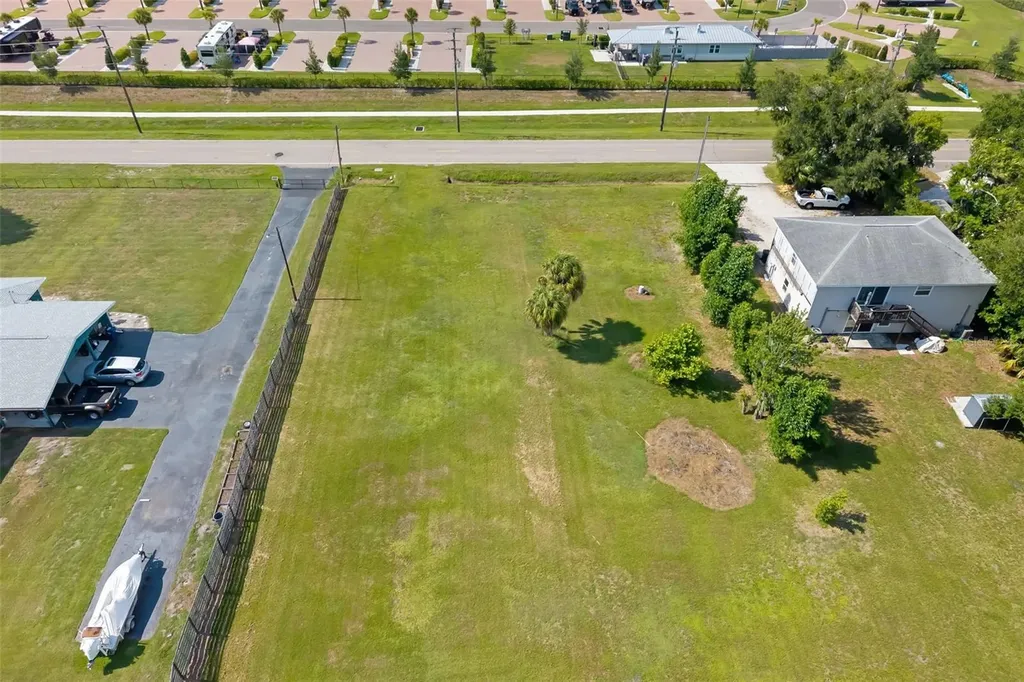 2612 61st Street E Palmetto FL 34221