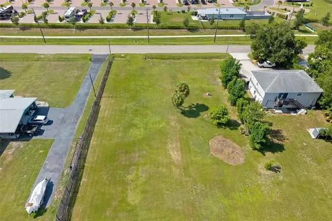 2612 61st Street E Palmetto FL 34221