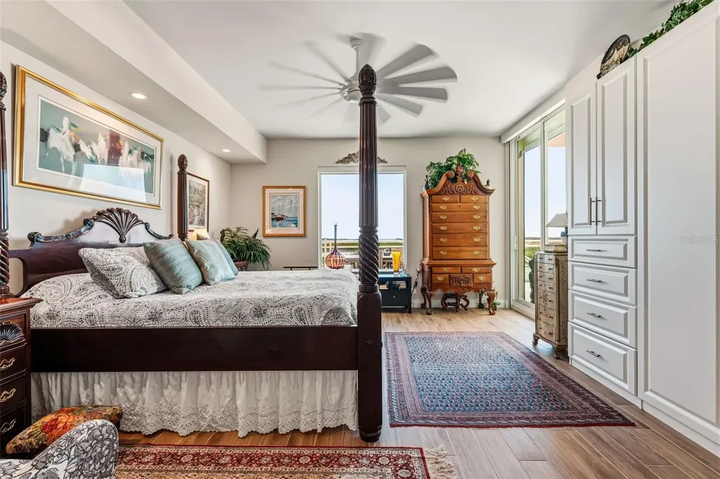 795 Collany Road Tierra Verde FL 33715