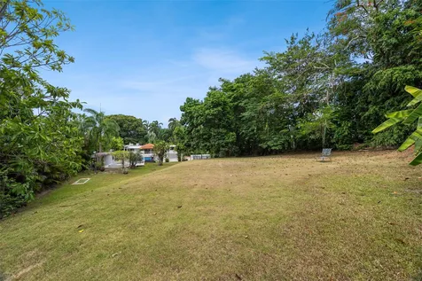 1841 Begonia St, Santa Maria San Juan PR 00927